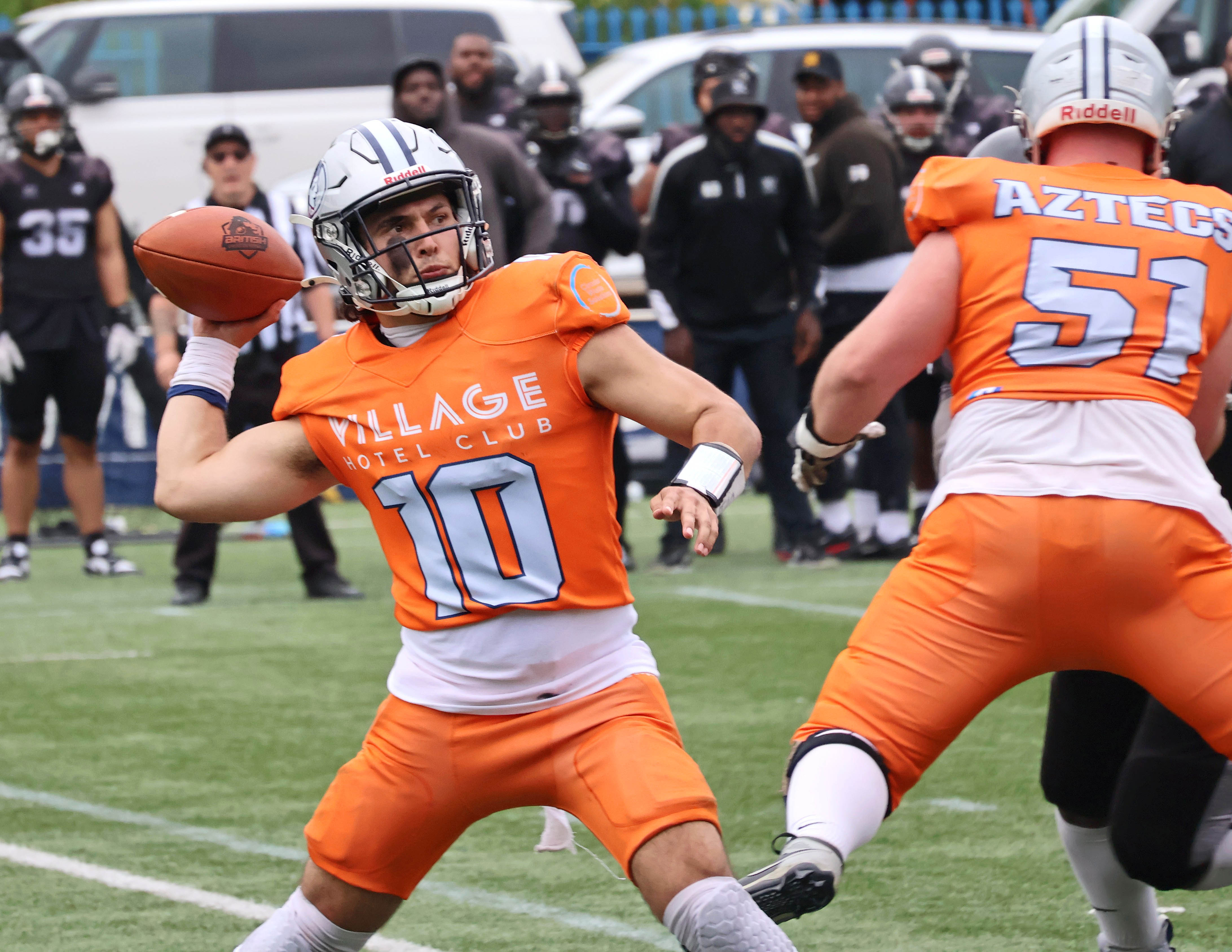 Gretzinger goes deep to the endzone